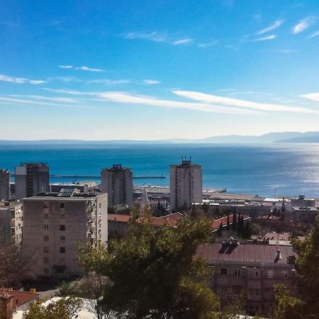 Sea And Mountain Daire Rijeka Dış mekan fotoğraf